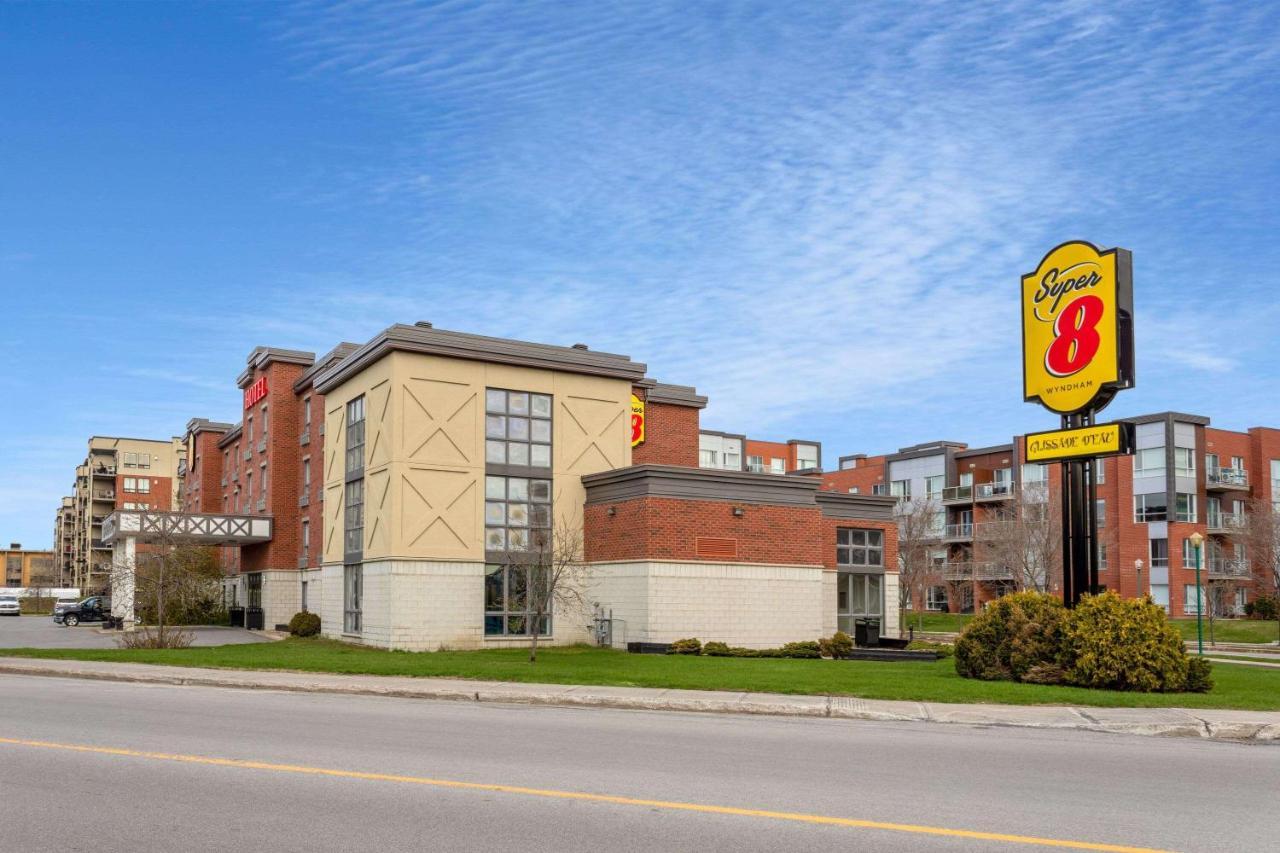 Super 8 By Wyndham Lachenaie/Terrebonne Buitenkant foto
