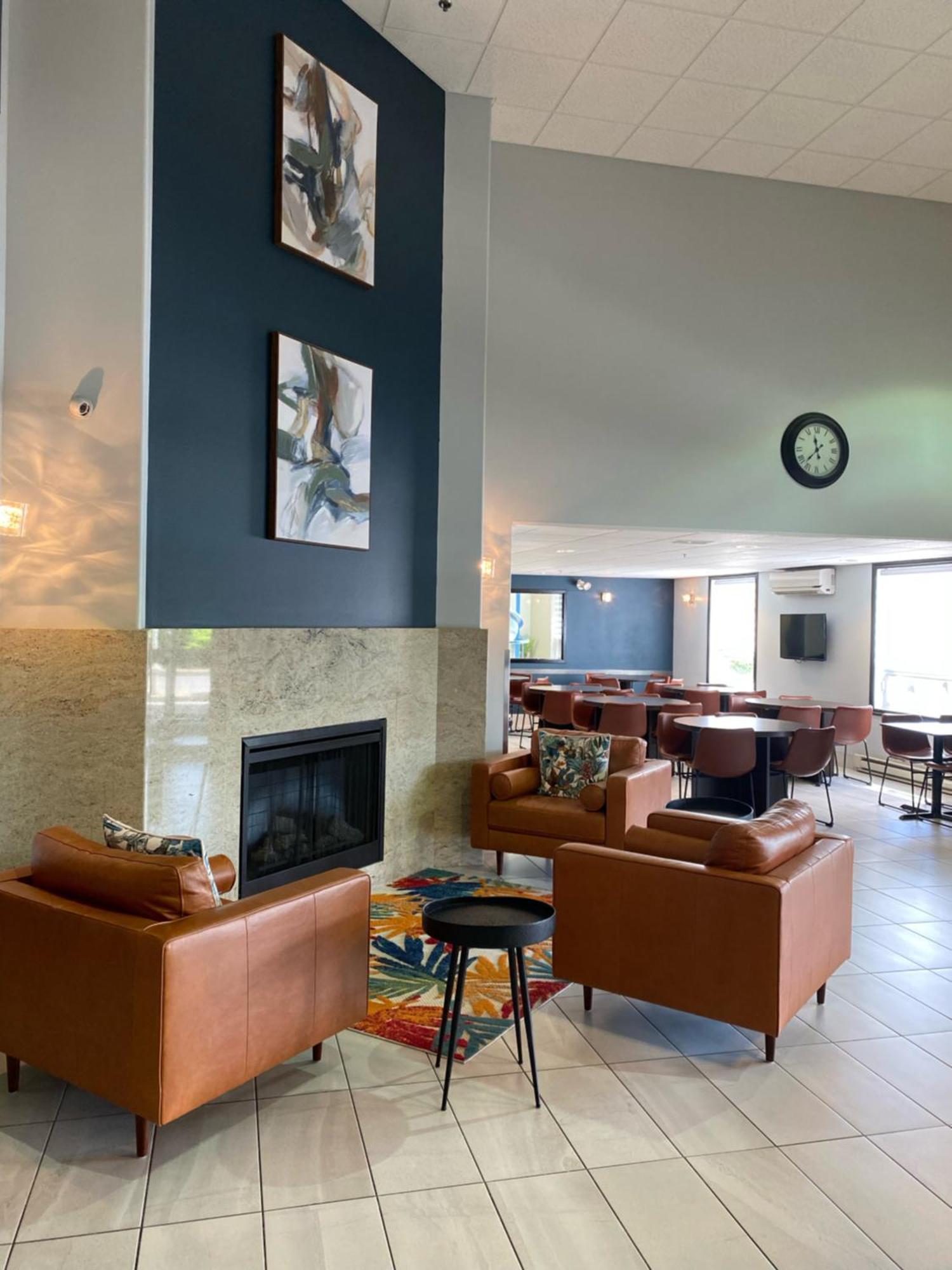 Super 8 By Wyndham Lachenaie/Terrebonne Buitenkant foto